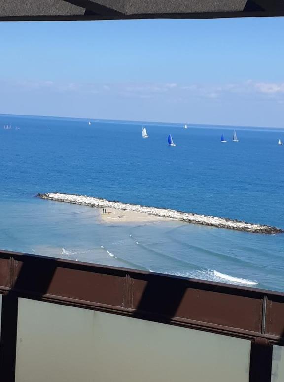 Attico Suite Spiaggia 바리 외부 사진